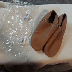 Tan Leather Slip-On Shoes Dance 10AD Jazz Alexandra Collection Just For Kix